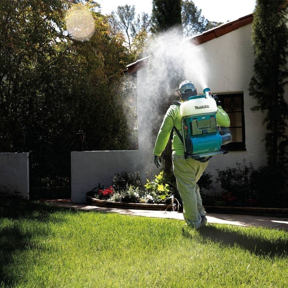 Makita GMP01PL 40V XGT Backpack Mist Blower Kit